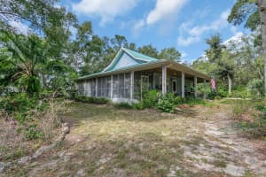 9240 150TH STREET, SUMMERFIELD, FL 34491 - MLS#MFRO6353477