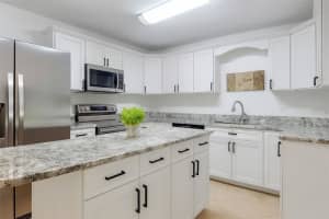 211 VALENCIA ROAD, DEBARY, FL 32713 - MLS#MFRO6353625