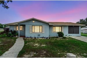 1 E Palm St, DAVENPORT