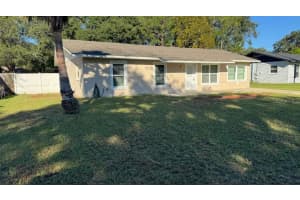 545 OAK DRIVE, TAVARES, FL 32778 - MLS#MFRO6353731