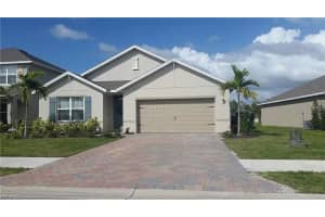 2625 Manzilla Ln, CAPE CORAL