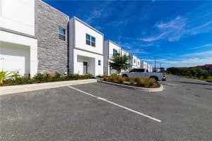 633 TRIKOMO DRIVE, DAVENPORT, FL 33896 - MLS#MFRO6353847