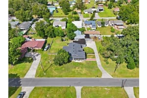 2239 CENTRAL AVENUE, WINTER HAVEN, FL 33880 - MLS#MFRO6353855