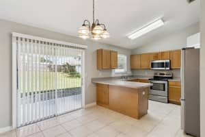 886 SCENIC VIEW CIRCLE, MINNEOLA, FL 34715 - MLS#MFRO6353920