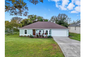 2032 E Gloria Dr, DELTONA