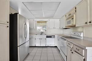 6602 HENRICH DRIVE, ORLANDO, FL 32818 - MLS#MFRO6353991