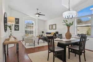 713 HARDWOOD CIRCLE, ORLANDO, FL 32828 - MLS#MFRO6353995