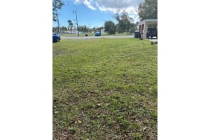 638 ORANGE AVE, DAYTONA BEACH, FL 32114 - MLS#MFRO6354132