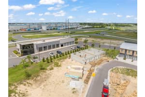 396 CHICANE CIRCLE, AUBURNDALE, FL 33823 - MLS#MFRO6354149