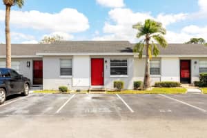 82 LAKE VILLA WAY, KISSIMMEE, FL 34743 - MLS#MFRO6354154