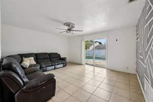 911 SHADY PARK TERRACE, DAYTONA BEACH, FL 32117 - MLS#MFRO6354196