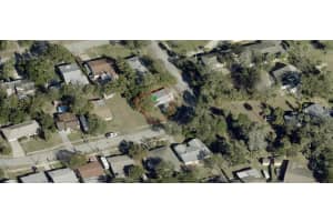 121 VALENCIA DRIVE, EDGEWATER, FL 32132 - MLS#MFRO6354201
