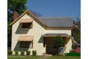 1104 E Main St, TITUSVILLE