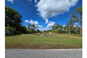 423 WILDER AVENUE, LEHIGH ACRES, FL 33974 - MLS#MFRO6354262