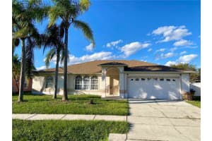 564 Pinehurst Cv, KISSIMMEE