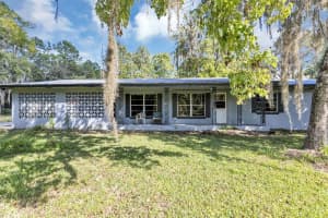140 BUFFALO BLUFF ROAD, PALATKA, FL 32177 - MLS#MFRO6354344