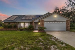2375 Salem Dr, DELTONA