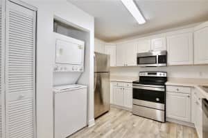 8842 CORAL PALMS COURT, KISSIMMEE, FL 34747 - MLS#MFRO6354513