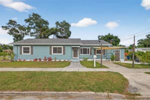 825 46TH STREET, ST PETERSBURG, FL 33713 - MLS#MFRO6354560