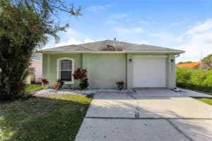 8757 CLAIBORNE COURT, ORLANDO, FL 32825 - MLS#MFRO6354579