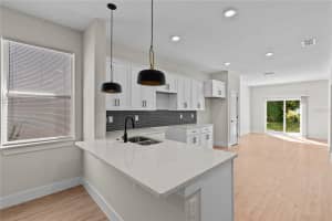2604 ANNANDALE AVENUE, ORLANDO, FL 32810 - MLS#MFRO6354636