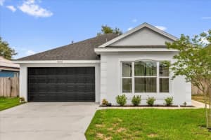 3622 Huntwicke Blvd, DAVENPORT