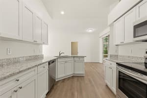 2905 EMPRESS COURT, VALRICO, FL 33596 - MLS#MFRO6354818