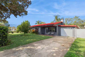 11113 PINE RIDGE ROAD, LEESBURG, FL 34788 - MLS#MFRO6354828