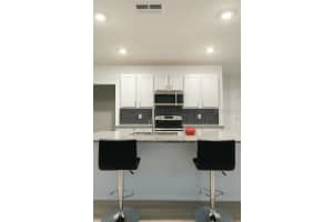 160 EAGLEVIEW LOOP, DAVENPORT, FL 33837 - MLS#MFRO6354960