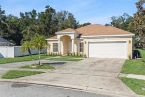2507 MONACO COVE CIRCLE, ORLANDO, FL 32825 - MLS#MFRO6354971