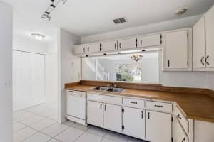 6040 SCOTCHWOOD GLEN, ORLANDO, FL 32822 - MLS#MFRO6355000