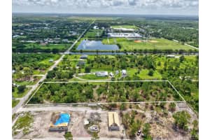 20TH AVE NE, NAPLES, FL 34120 - MLS#MFRO6355039