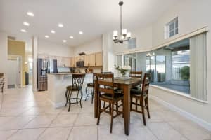 1633 CARILLON PARK DRIVE, OVIEDO, FL 32765 - MLS#MFRO6355070