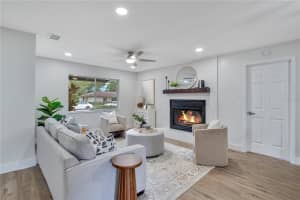 209 TWELVE LEAGUE CIRCLE, CASSELBERRY, FL 32707 - MLS#MFRO6355115