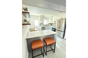 MLS# MFRO6355178, St Petersburg, Florida 33703