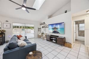 937 OLD MAIL LANE, SANFORD, FL 32773 - MLS#MFRO6355288