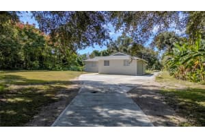 5044 COLLEGE DRIVE, ORLANDO, FL 32811 - MLS#MFRO6355437