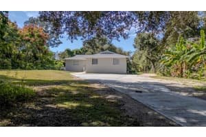 5044 COLLEGE DRIVE, ORLANDO, FL 32811 - MLS#MFRO6355437