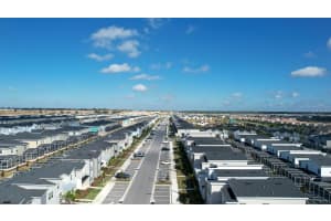 9032 SOMMERSET HILLS DRIVE, DAVENPORT, FL 33896 - MLS#MFRO6355512