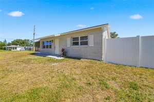 301 58TH STREET, ST PETERSBURG, FL 33710 - MLS#MFRO6355557