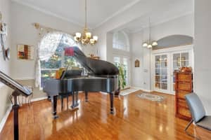 524 LAKESCAPE COURT, ORLANDO, FL 32828 - MLS#MFRO6355562