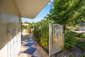 503 SPOONBILL WAY, SARASOTA, FL 34236 - MLS#MFRO6355654