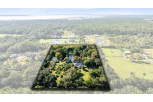 2700 OSCEOLA ROAD, GENEVA, FL 32732 - MLS#MFRO6355825