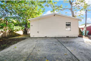 1305 GROVELAND AVENUE, ORLANDO, FL 32806 - MLS#MFRO6355831