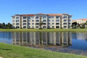 37 E Harbour Isle Dr E #206, FORT PIERCE