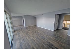 3990 VERSAILLES DRIVE, ORLANDO, FL 32808 - MLS#MFRO6355895