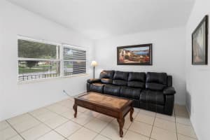 90 NANCY LEE AVENUE, ORLANDO, FL 32807 - MLS#MFRO6355918