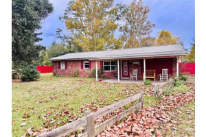 8571 S COUNTY ROAD 231, LAKE BUTLER, FL 32054 - MLS#MFRO6356102