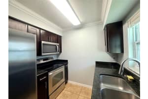 209 DORCHESTER SQUARE, LAKE MARY, FL 32746 - MLS#MFRO6356161