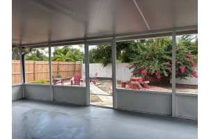 20 WINTER RIDGE CIRCLE, ORLANDO, FL 32835 - MLS#MFRO6356186